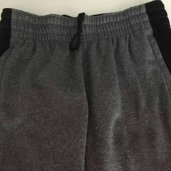 M Nike Sweat Pants w Zipped Pockets &  Adjustables - Picture 3 of 6
